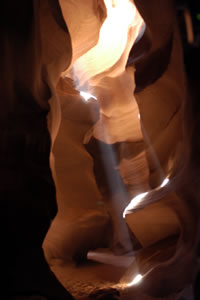 Antelope Canyon 3 beams